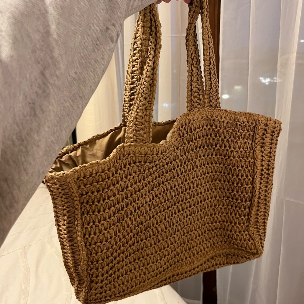 H&M tote bag